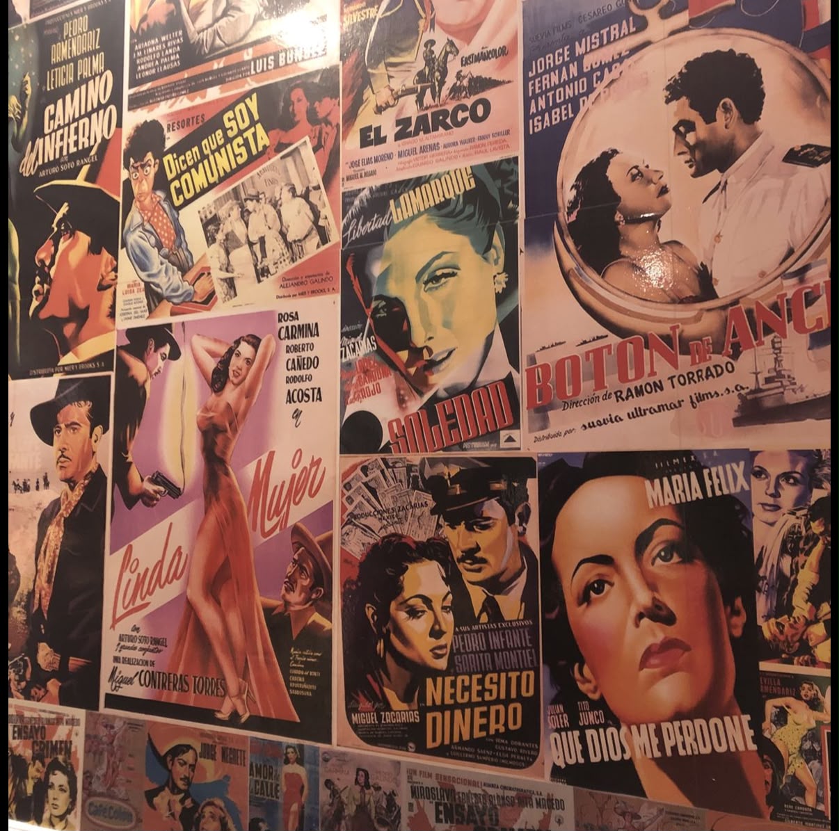 Collage de afiches clásicos para Parche de jubilados